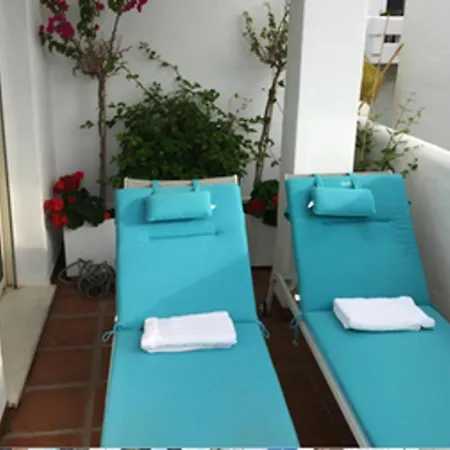 Elegant Estepona, Sea View Apartment Estepona