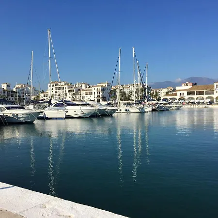 Elegant Estepona, Sea View Apartment Estepona